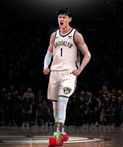 曾凡博签篮网，跑龙套还是真有戏？